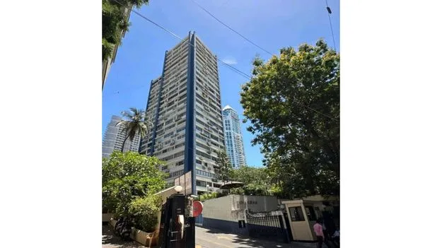 అనిల్‌ అంబానీ ముంబై ఫ్లాట్‌ జప్తు