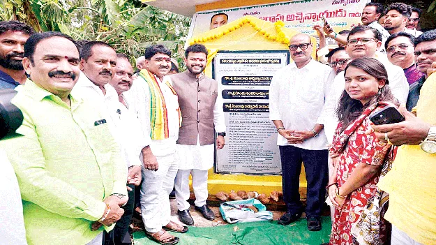 ప్రతి ఎకరాకు నీరందిస్తాం