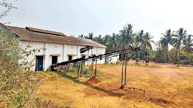 కొబ్బరి పీచు పరిశ్రమ దివాలా