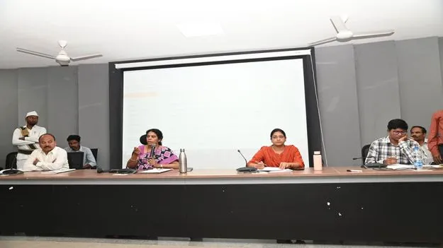 kumaram bheem asifabad- ఇళ్లగణన పకడ్బందీగా చేపట్టాలి