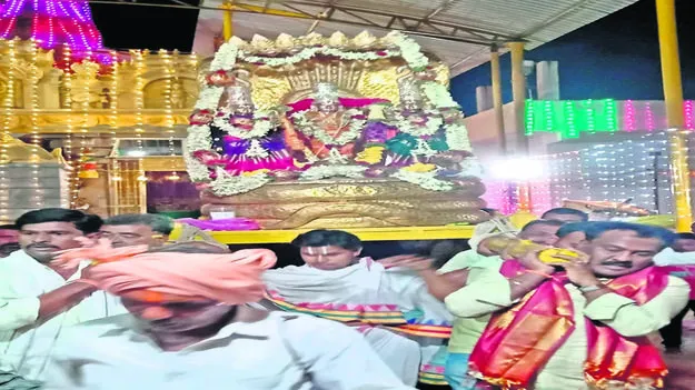 GOD: శేష వాహనంపై శ్రీవారి దర్శనం