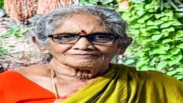 కమల భౌతిక కాయం ఆశ్రం వైద్య కళాశాలకు అప్పగింత