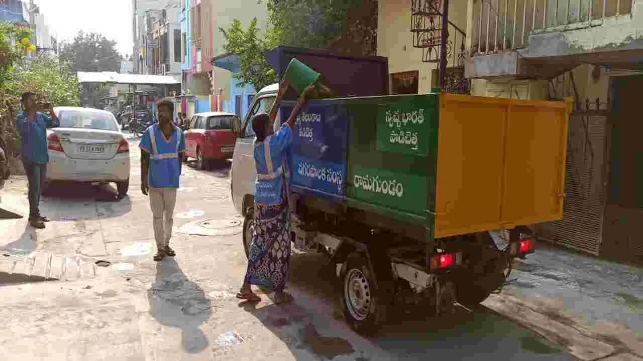 ఇంటింటా చెత్త సేకరణ బాధ్యత ఏజెన్సీలదే