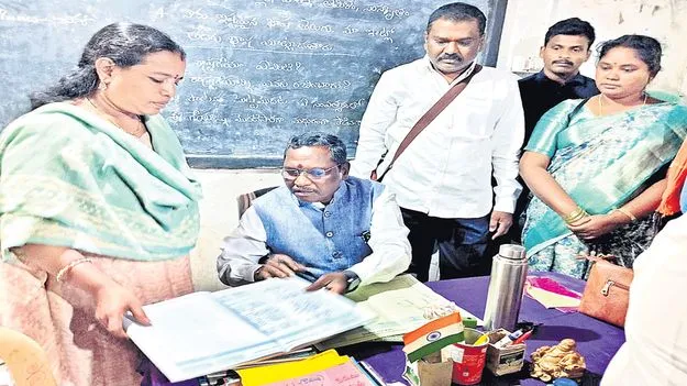 కొండ గ్రామాల సమస్యల పరిష్కారానికి చర్యలు