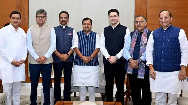 బీజేపీలో చద్దా అండ్‌ కో విలీనం