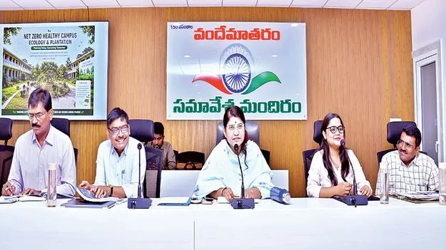 పచ్చదనం పెంపునకు సమన్వయంతో పని చేయాలి