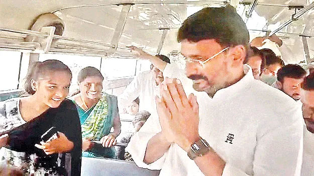 మహిళా ఆర్థిక సాధికారతకు ‘స్త్రీ శక్తి’
