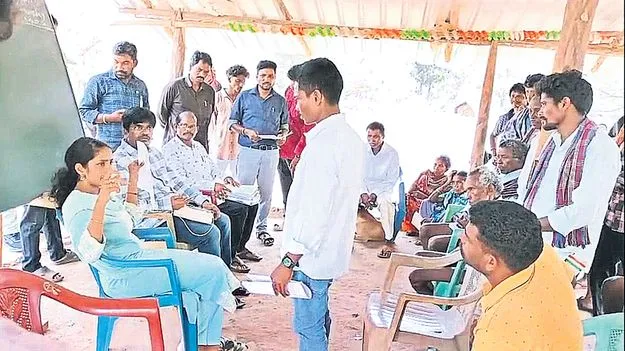 మారుమూల గ్రామాల్లో జేసీ పర్యటన