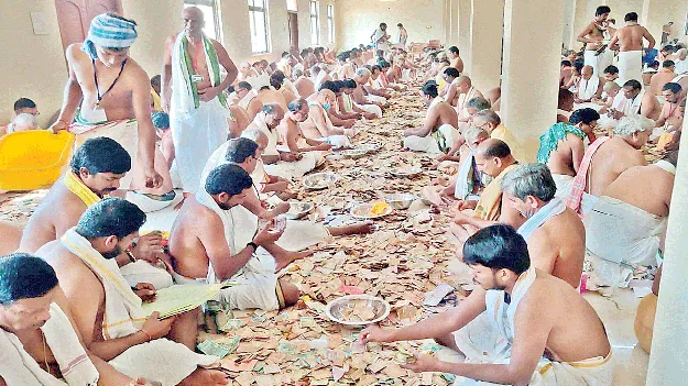 శ్రీవారి హుండీల ఆదాయం రూ. 1.70 కోట్లు 