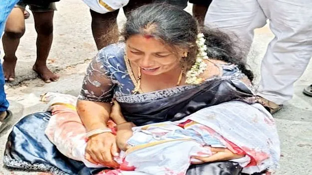 చిరంజీవా..! చిన్నారిపై చిన్నచూపా..!
