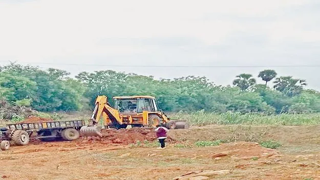 మంత్రిగారు.. అనుమతిచ్చారట !