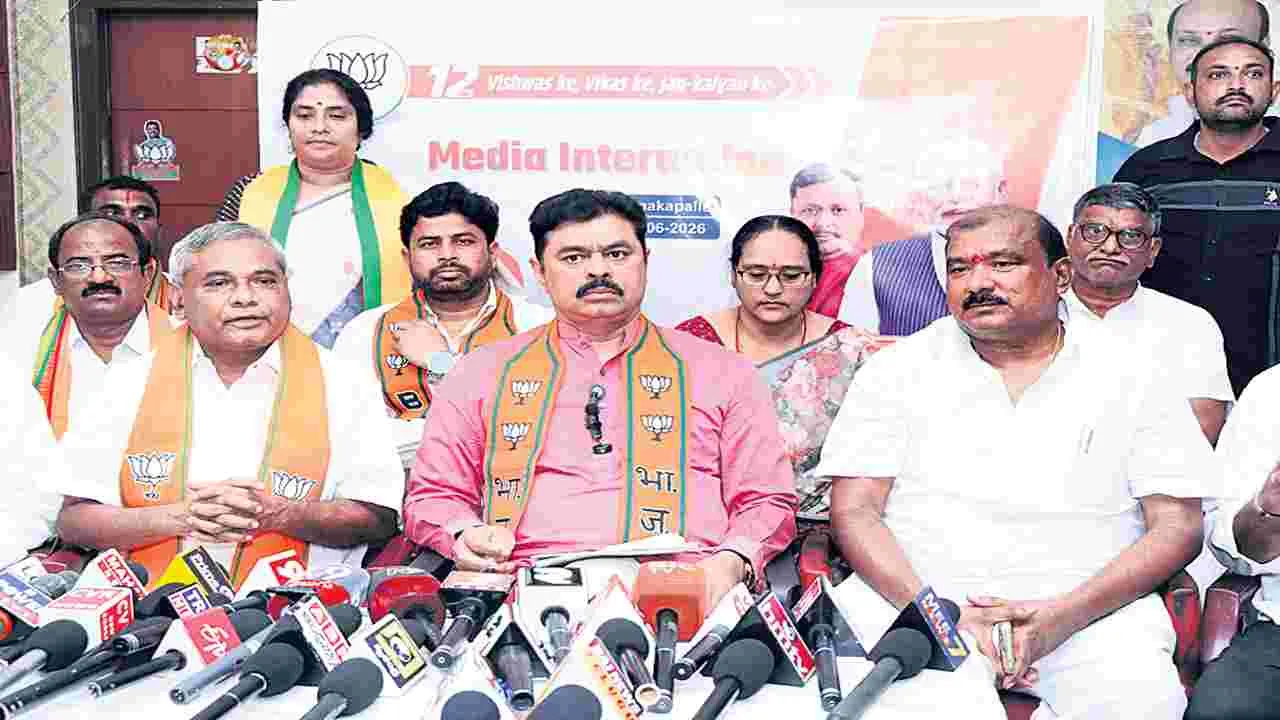 దేశాభివృద్ధిలో మోదీ పాత్రే కీలకం