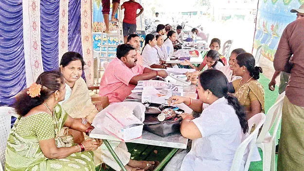 వడదెబ్బ తగలకుండా చూసుకోవాలి