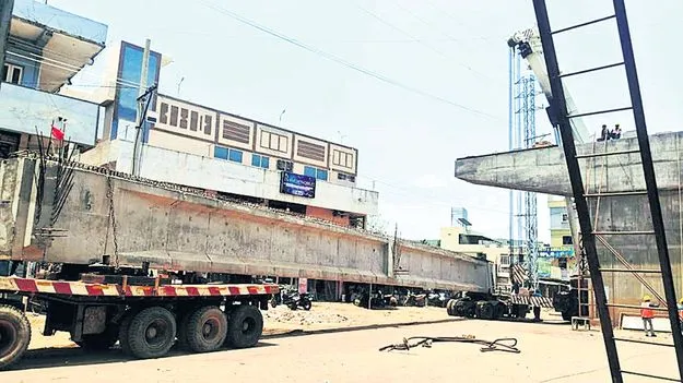 మలి దశకు ఫ్లైఓవర్‌ వంతెన పనులు