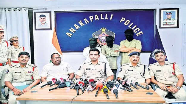 అంతర్‌ జిల్లా దొంగల ముఠా అరెస్టు