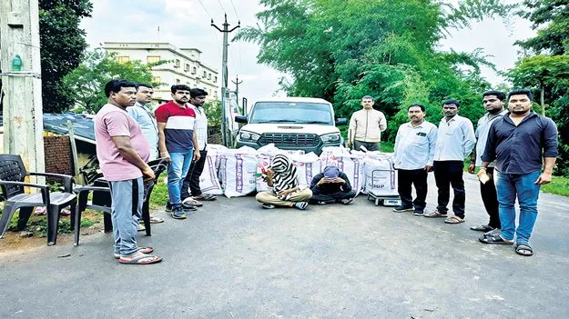 400 కిలోల గంజాయి స్వాధీనం
