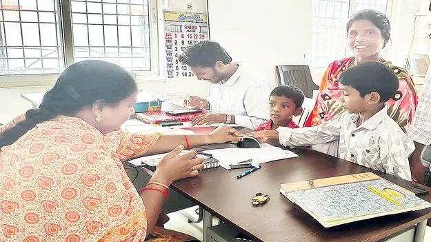 తల్లికి వందనం ఈకేవైసీ చకచకా