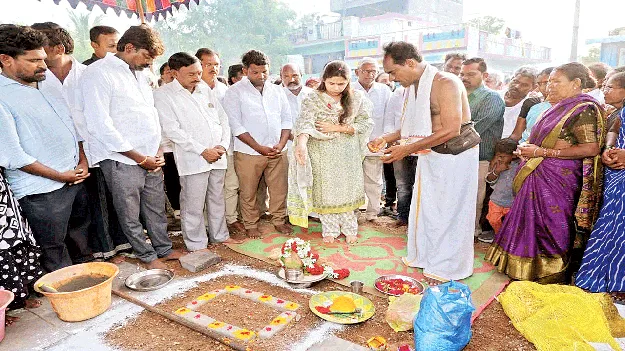 ఓర్వలేక విమర్శలు