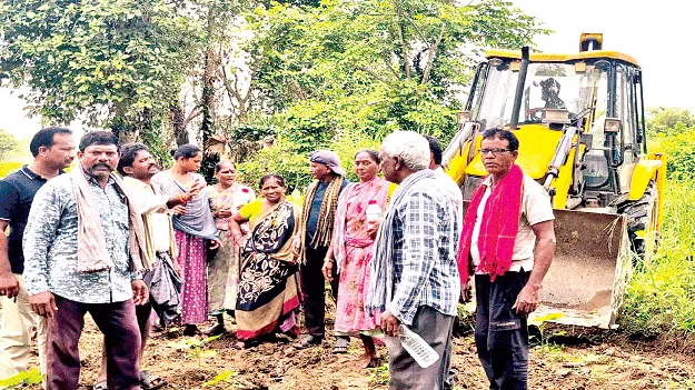ఆక్రమణల తొలగింపునకు ఆటంకం