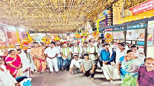 మావుళ్లమ్మ జ్యేష్ఠమాస జాతర ప్రారంభం