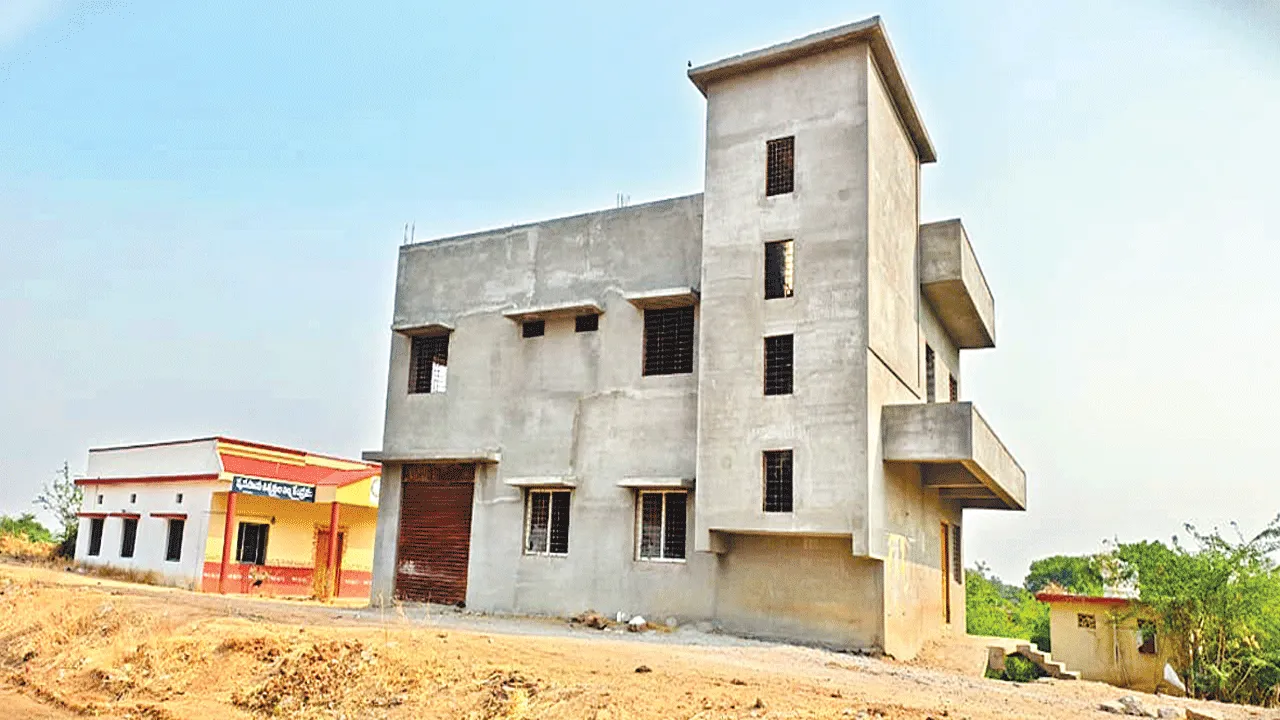 ప్రజాధనం వృథా