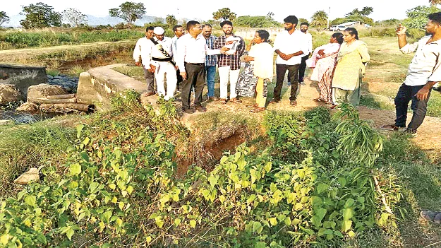 పనులపై అవగాహన లేకుంటే ఎలా?