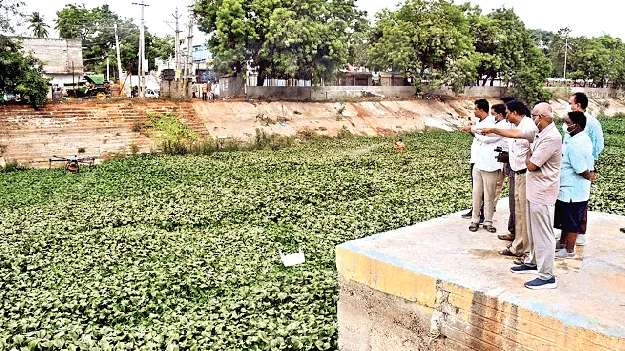 డ్రోన సాయంతో దోమల లార్వా నిర్మూలన