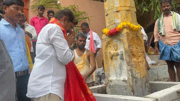  ఓబులేశ్వరస్వామి ఆలయంలో ఎంపీ పూజలు