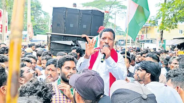 సమస్యలపై చట్టసభల్లో మాట్లాడండి 