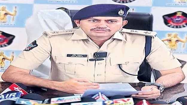 గంజాయి కేసులో ముద్దాయికి పదేళ్లు జైలు 