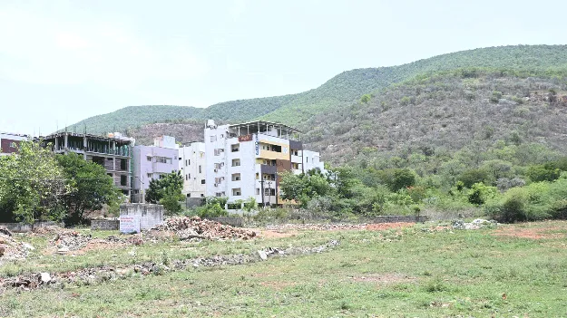   శేషాచల అటవీ ప్రాంతానికి చేరువగా   పెరుగుతున్న జనావాసాలు 