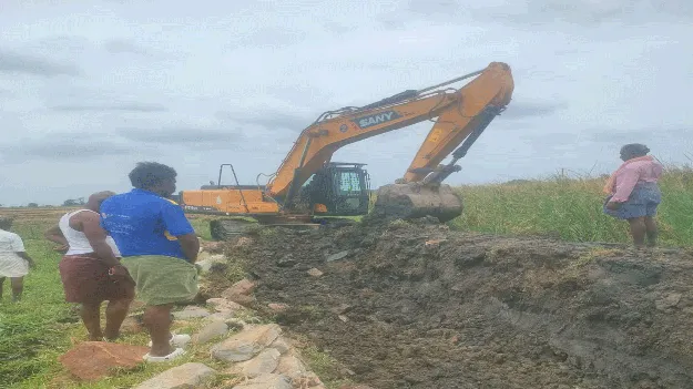 పదేళ్ల సమస్యకు పరిష్కారం