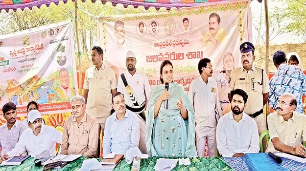  భూగర్భ జలాలు పెంచుదాం: కలెక్టర్‌