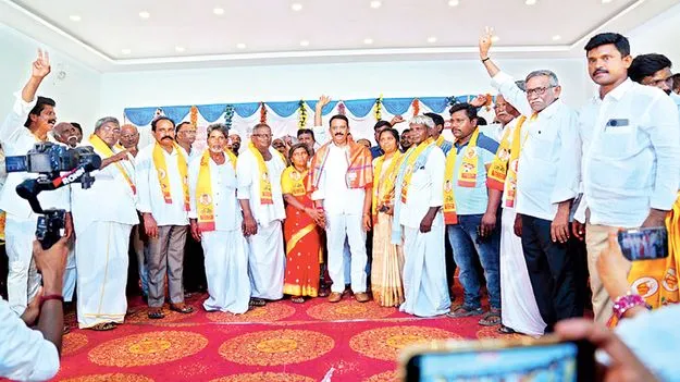 వైసీపీని వీడిన ఆత్మకూరు ఎంపీపీ 