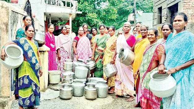 తాగునీటికి అవస్థలు