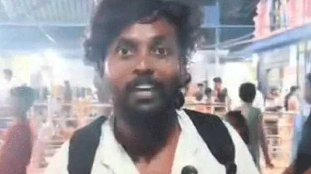 అమ్మాయిల మనోభావాలు దెబ్బతీసిన ఫొటోగ్రాఫర్‌పై కేసు