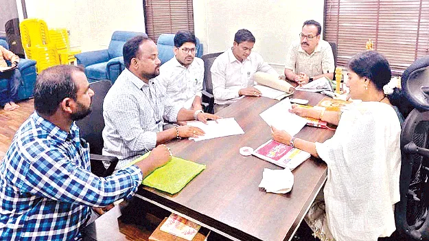  టిడ్కో లబ్ధిదారులకు నగదు చెల్లిస్తాం