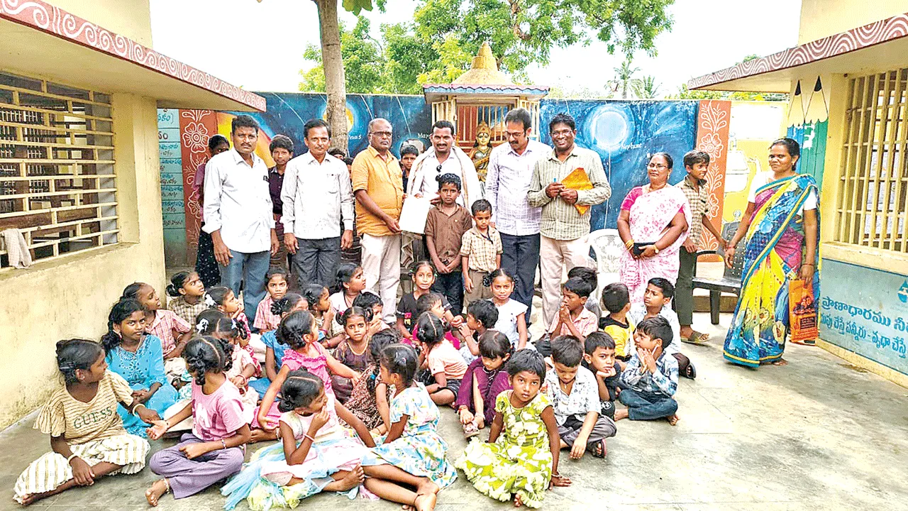 our children study at our village school.పిల్లల్ని.. మా ఊరి బడిలోనే చదివిస్తాం