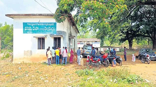 సీలేరులో గ్యాస్‌ కష్టాలు