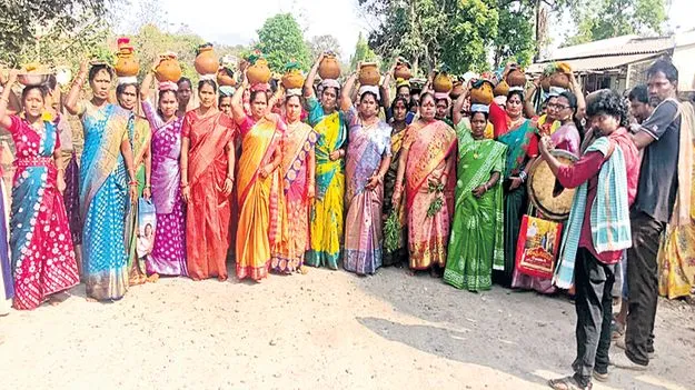 ధారాలమ్మ నమోనమః