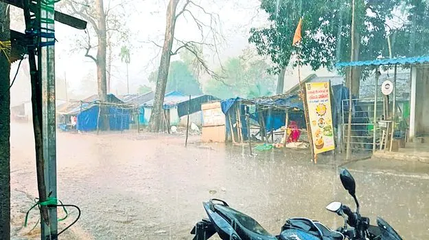 మన్యంలో భిన్న వాతావరణం 