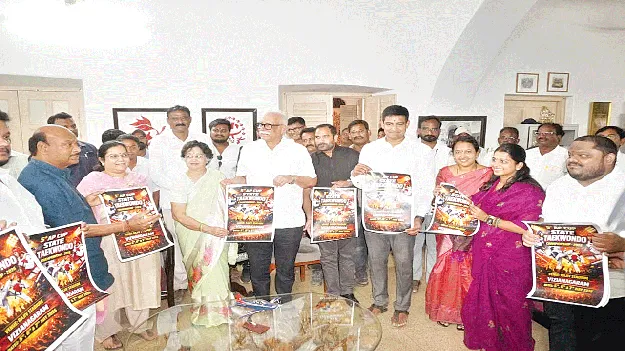 గోవా గవర్నర్‌ అశోక్‌తో స్పీకర్‌ భేటీ