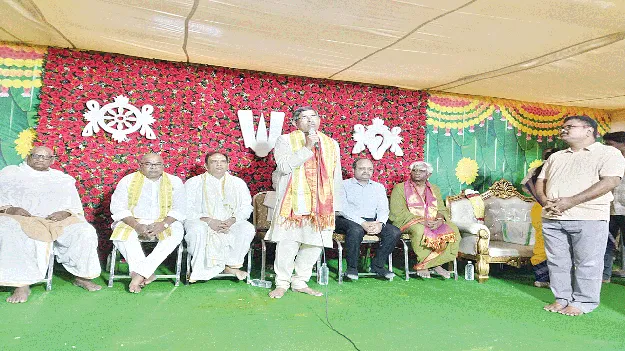  ప్రతి ఒక్కరూ ధర్మమార్గాన్ని ఆచరించాలి