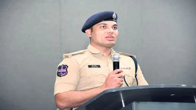 నిఘా నీడలో ‘నీట్‌’ 