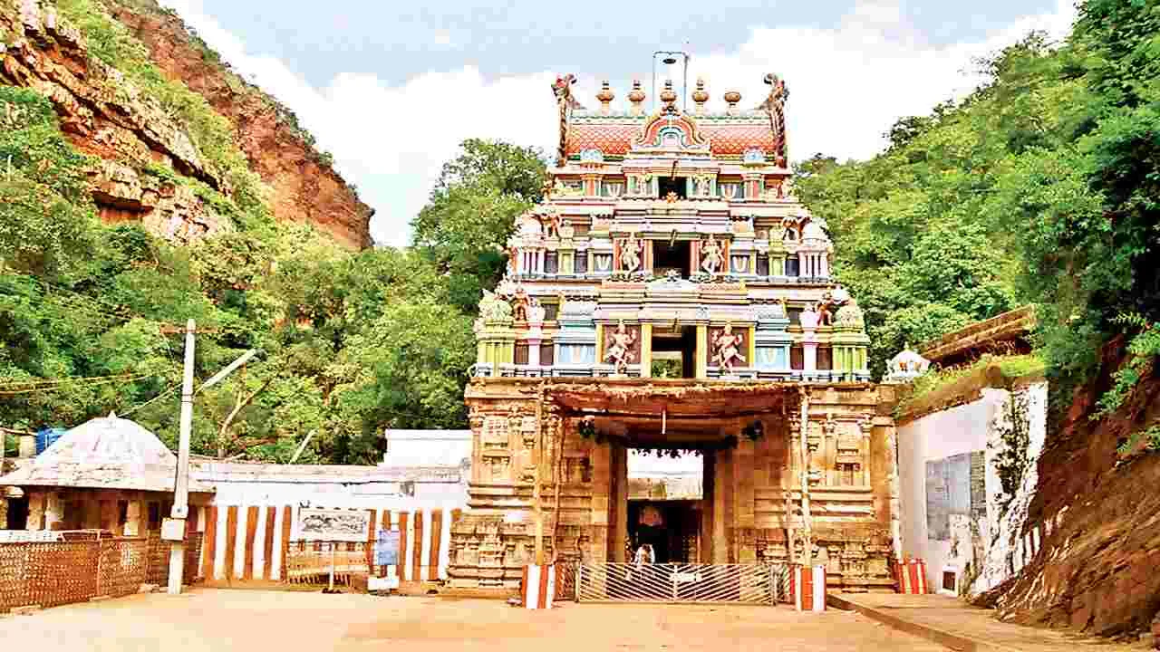 రేపటి నుంచి లక్ష్మీనరసింహుడి జయంతోత్సవాలు