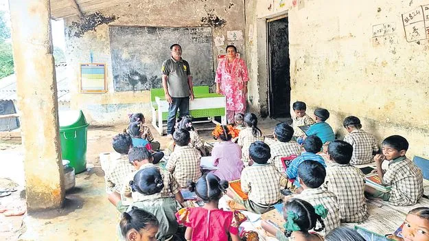 తెరుచుకున్న ప్రభుత్వ పాఠశాలలు