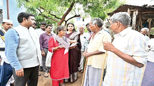 ప్రతి సమస్యనూ పరిష్కరిస్తాం