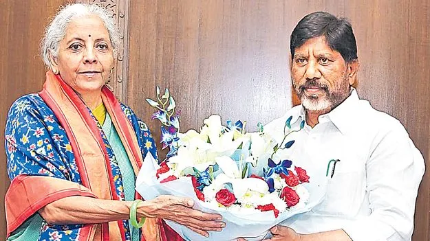 రూ.5 వేల కోట్ల ప్రత్యేక సాయం చేయండి