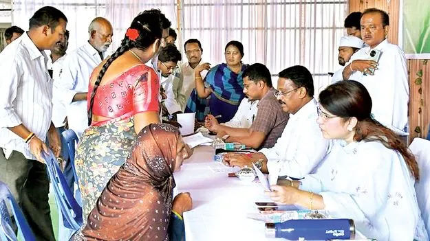 చిత్తశుద్ధితో సమస్యలను పరిష్కరించాలి 