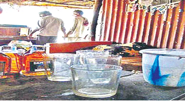 వీధికో బెల్ట్‌!
